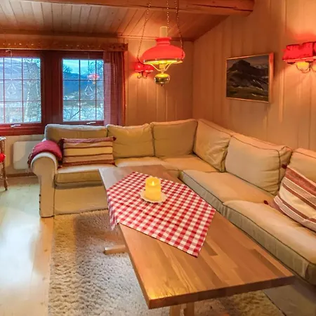 Stunning In * Tyinkrysset